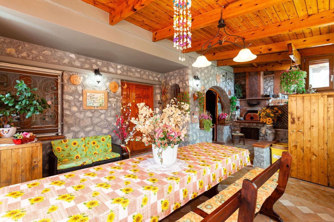 Вилла Casa Nicolo Масса-Лубренсе Экстерьер фото