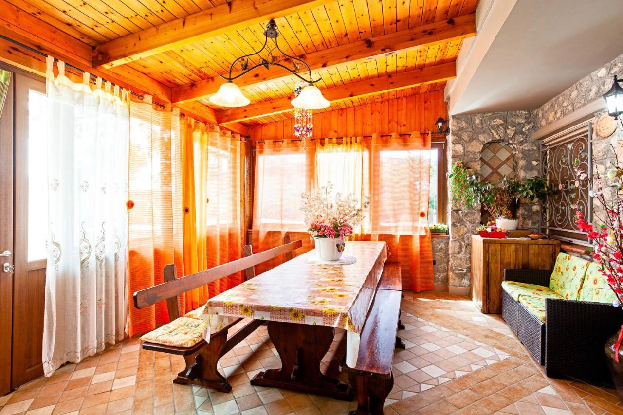 Вилла Casa Nicolo Масса-Лубренсе Экстерьер фото